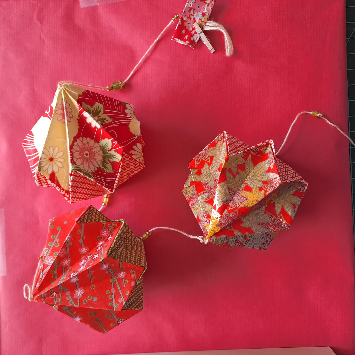 ATELIER ORIGAMI DEMI-JOURNEE 14 DECEMBRE 2024, le DIY pour vos cadeaux de Noël !